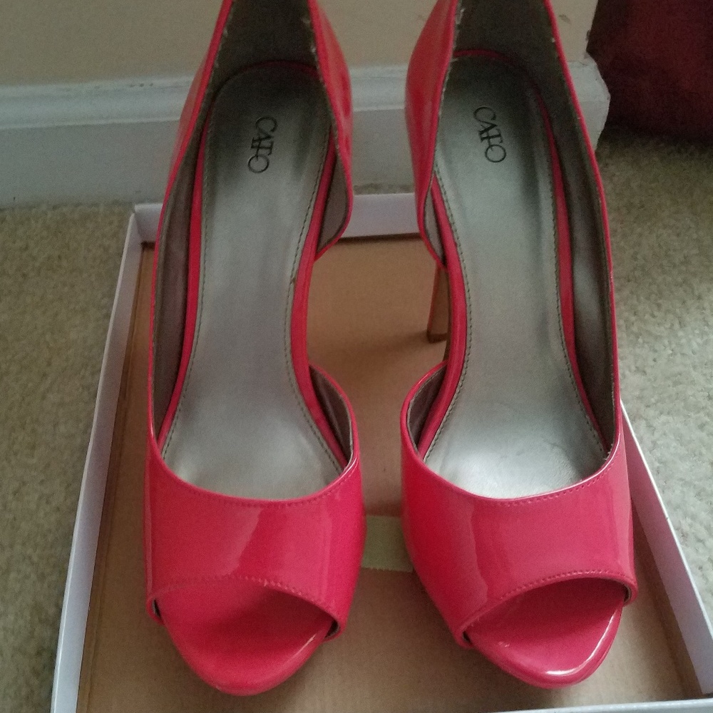 Coral Cato Heels Size 10